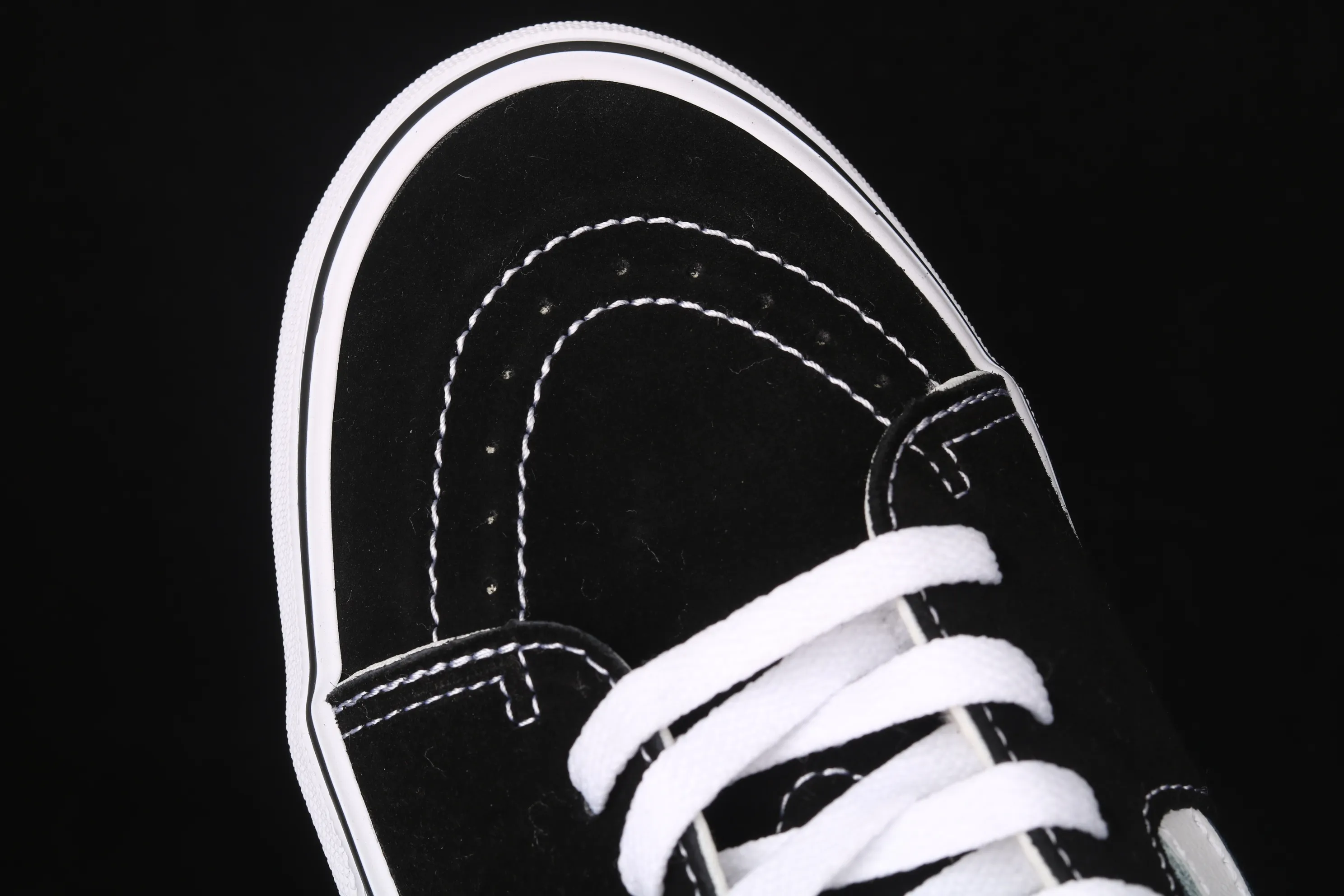 All categories Vans Vans series Vans Hi Vans high-top plus velvet Vans SK8-Hi classic series navy blue high-top casual sneakers VN000D5INVY